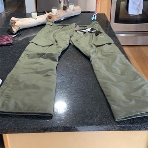 Men’s snow pants
